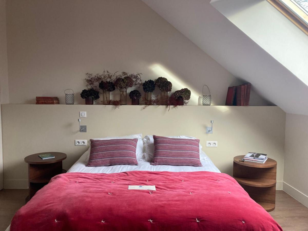 Bed and Breakfast Moulin De Vilgris Clairefontaine-en-Yvelines Exterior foto